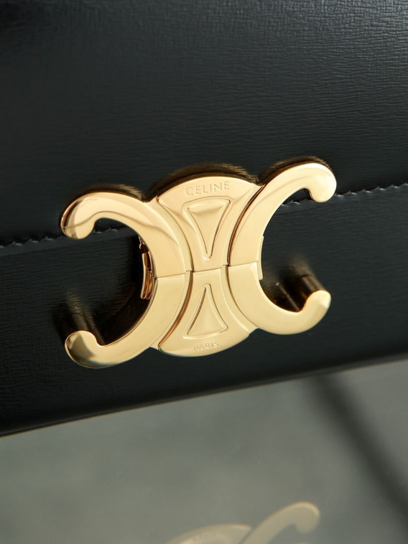 Ce1i*e triomphe bags